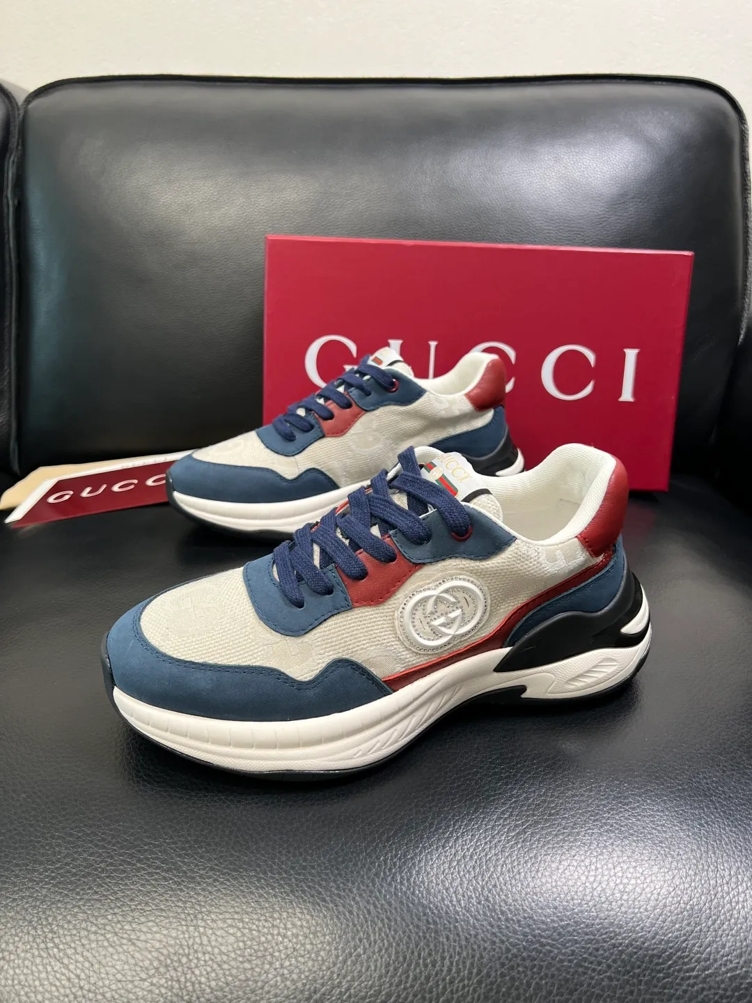 Men's shoes 💰800 Gucci top purchasing Gucci counter new model, original factory configuration imported cowhide from Italy with printed fabric, imported cowhide lining, breathable and comfortable, sole: original factory special sole is super comfortable, original factory and single goods are high quality, welcome to compare, code number 38-44 (customized 45)
